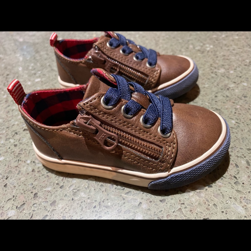 Toddler Cat & Jack Luka leather shoes